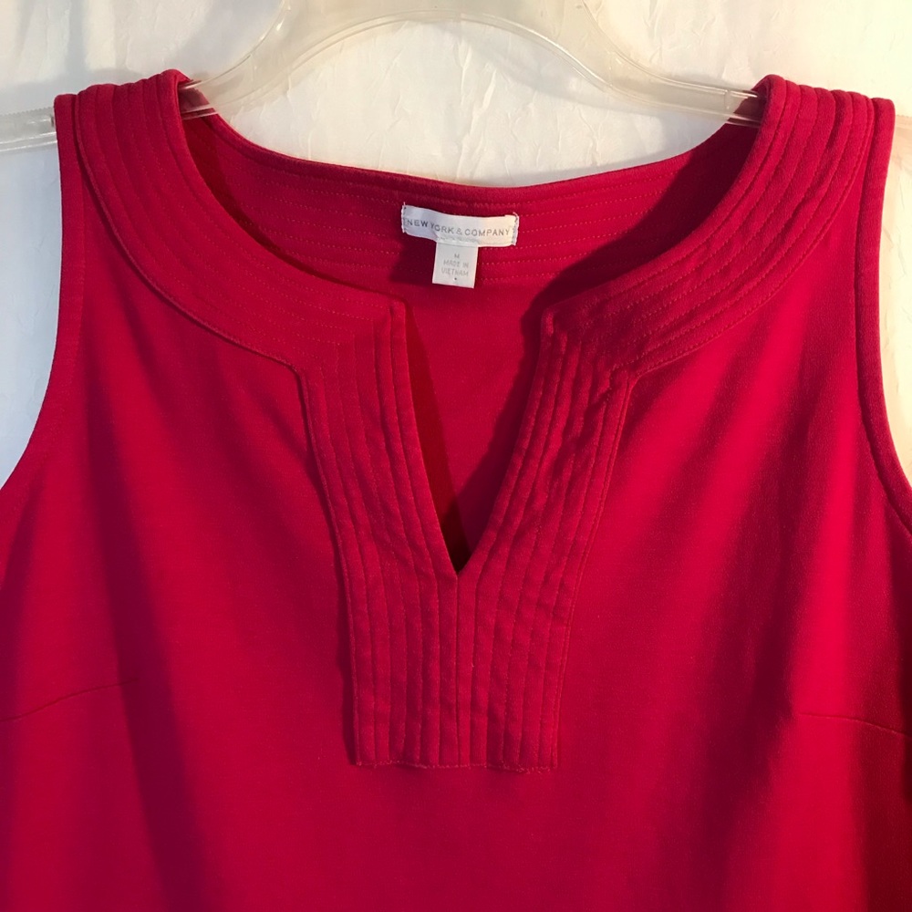 NY & Co. Women’s Hot Pink Split Neck Sleeveless Dress size Medium - Picture 3 of 7